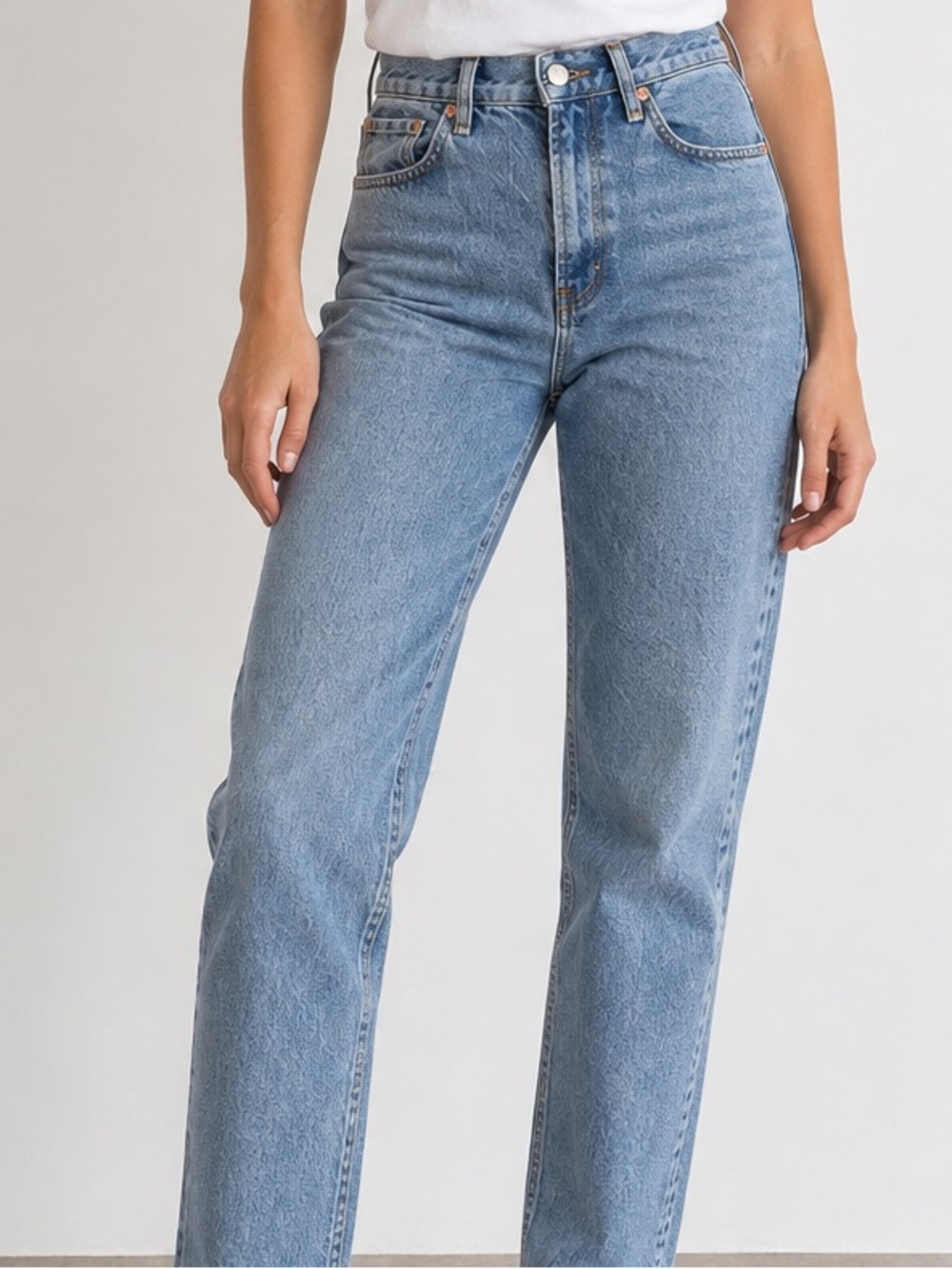 Zara High Rise Mom Jean 4